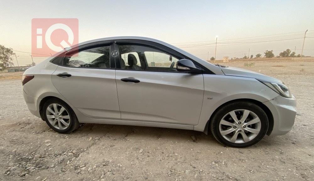 Hyundai Accent